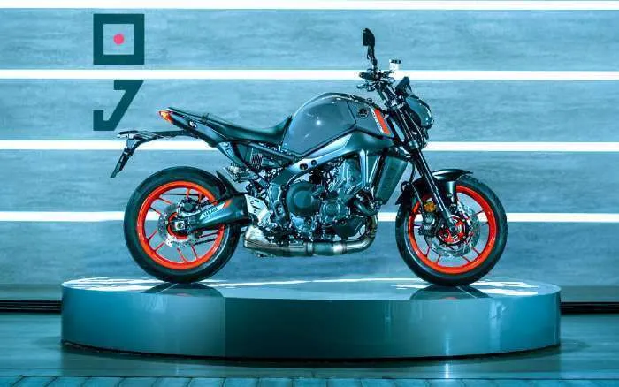 Nueva Yamaha MT-09 2021