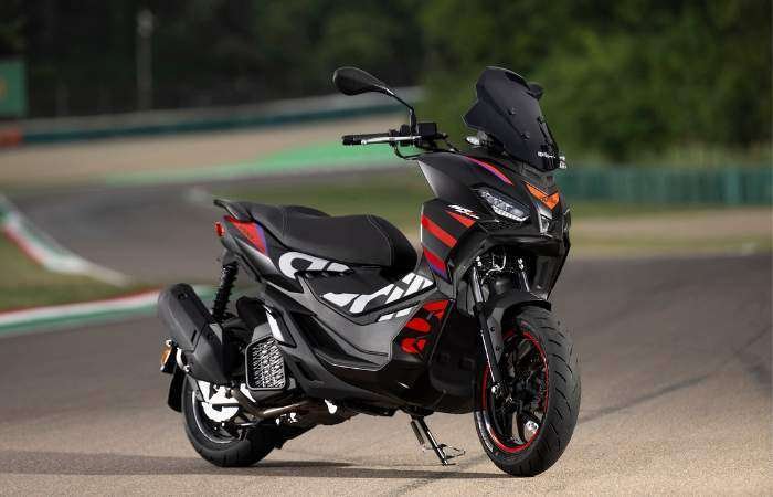 Aprilia SR-GT Réplica