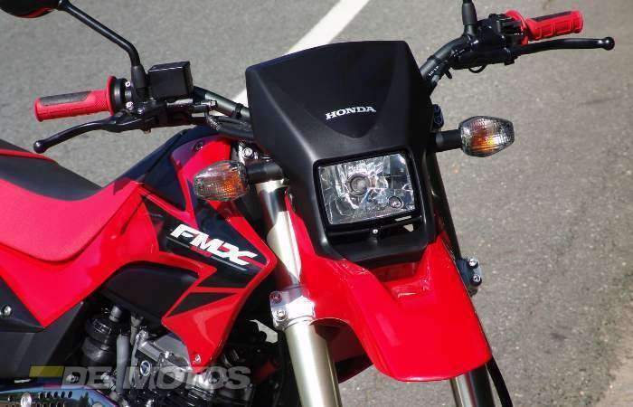 Luces frontales de la FMX 650