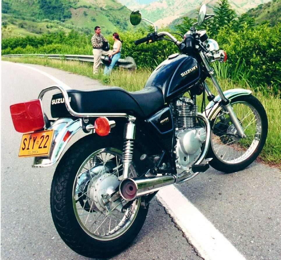 Suzuki GN 125 Intruder