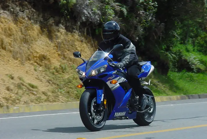 Yamaha R1 2004