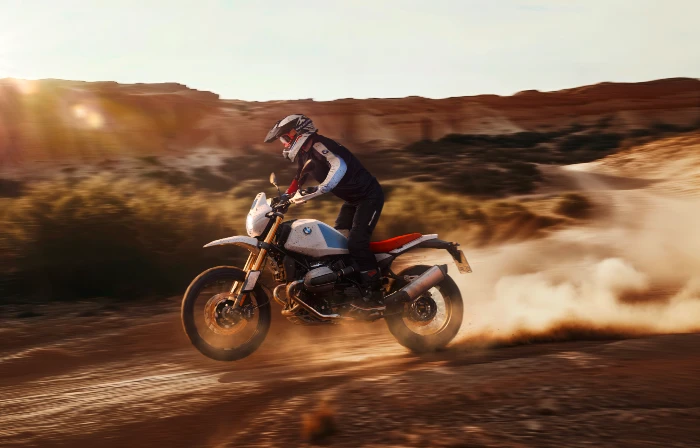 BMW R12 G/S la enduro retro alemana