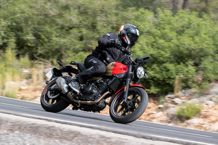 bear 650 y grr 450 04 Bear 650 y GRR 450 debutan en la F2R La Revista De Motos