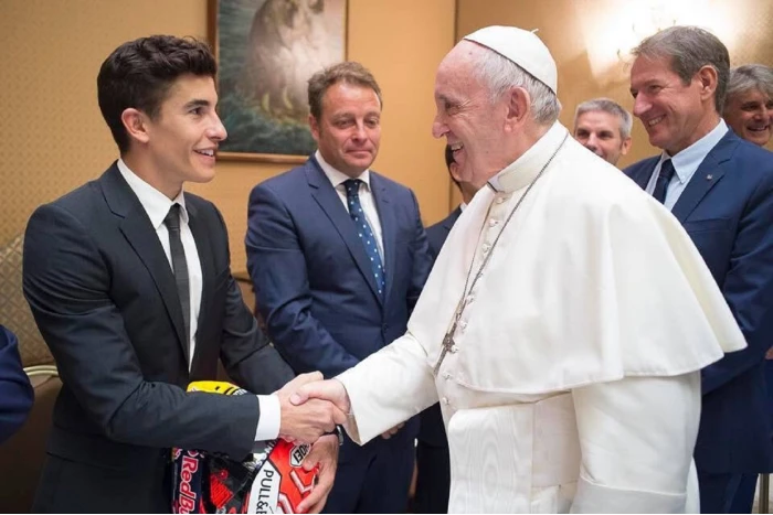 papa francisco 01 El Papa Francisco y las motos La Revista De Motos