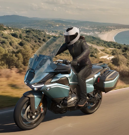 Esta moto bmw es ideal para viajar y disfrutar de las carreteras