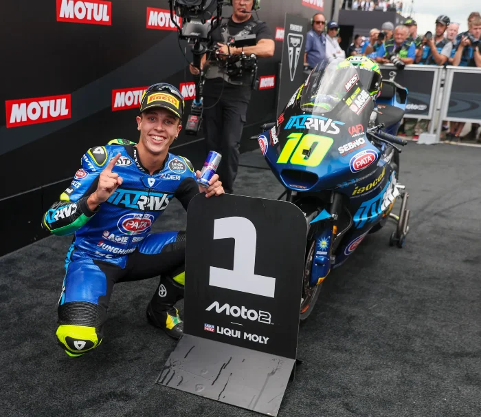 la moto del italtrans con diogo junto al numero uno Diogo Moreira protagonista en el Gran Premio de Assen La Revista De Motos