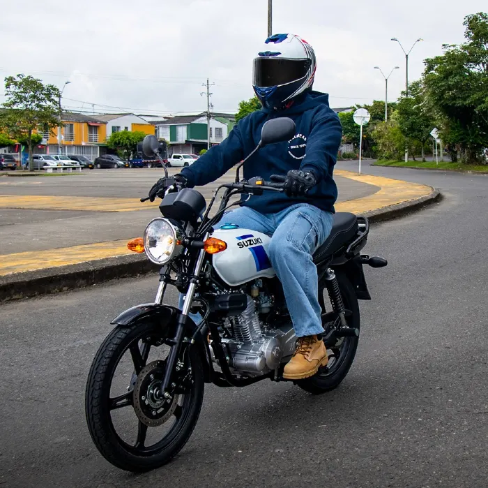 AX4 con sistema ABS monocanal