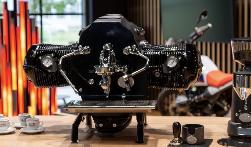 Motor boxer convertido en cafetera