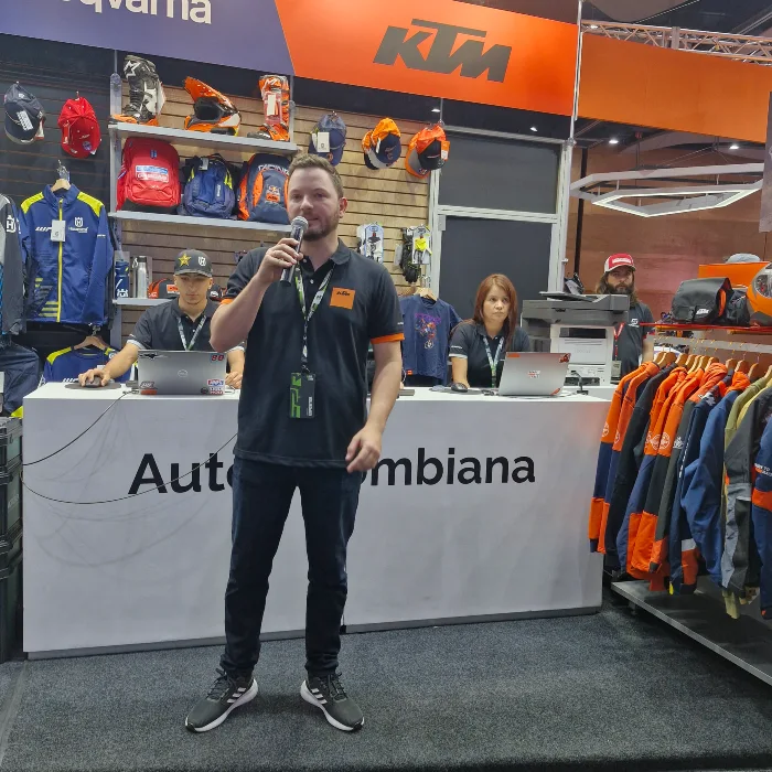 Vocero KTm Autocolombiana