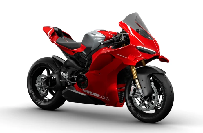 Primera moto de calle con sistema ‘Corner Sidepods’