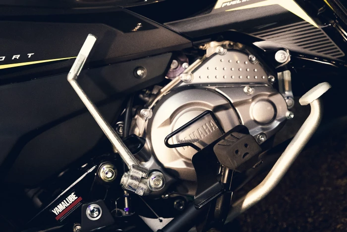 Foto del motor de la Yamaha FINN