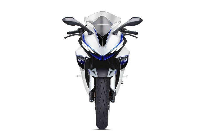 puntos fuertes de la zontes 703rr su completo equipamiento de serie Zontes 703RR: la nueva deportiva tricilíndrica llega a Colombia 3 Tecnología avanzada, seguridad y confort en una deportiva