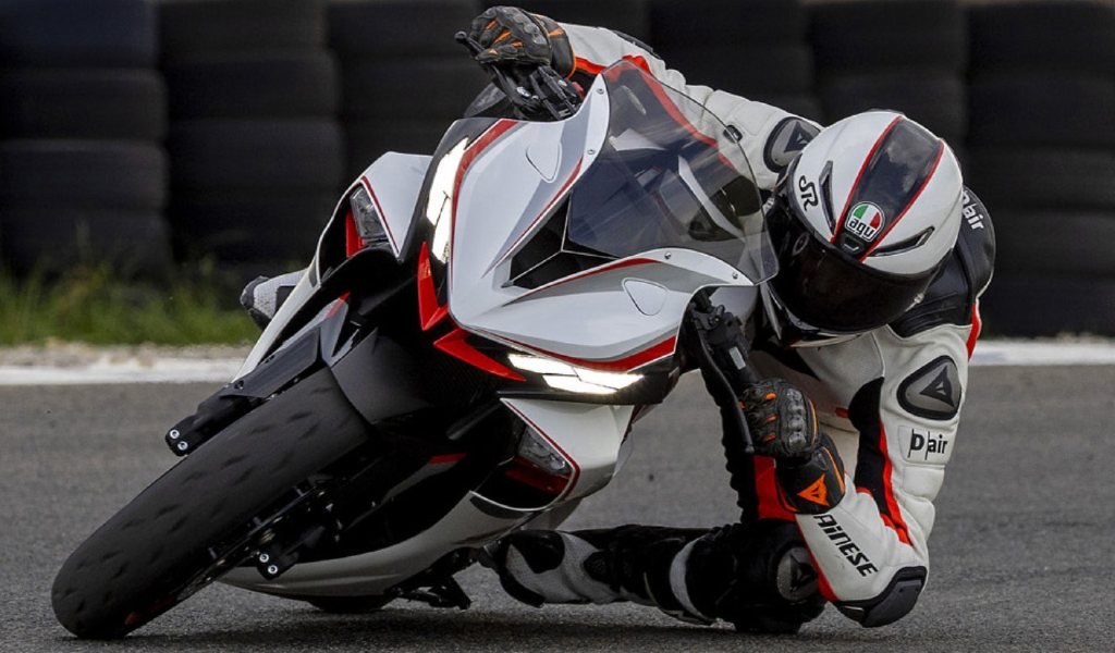 zontes 703rr la deportiva llega a Colombia