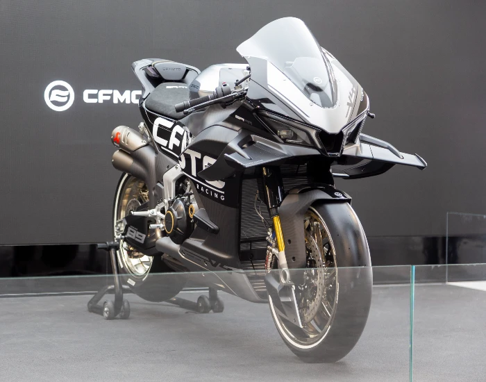 Potencia estimada: más de 210 caballos