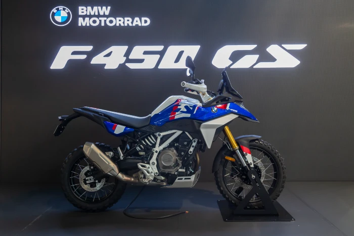 F450GS, una moto aventurera de medio litro