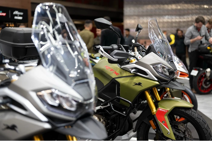 La gran protagonista en las novedades EICMA 2025 fue la Apache RTX 300