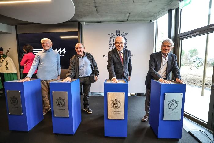 sammy miller harry everts carmelo ezpeleta giacomo agostini FIM inaugura el Racing Motorcycle Museum: un nuevo templo mundial del motociclismo 2 primeros miembros del nuevo Salón de la Fama FIM