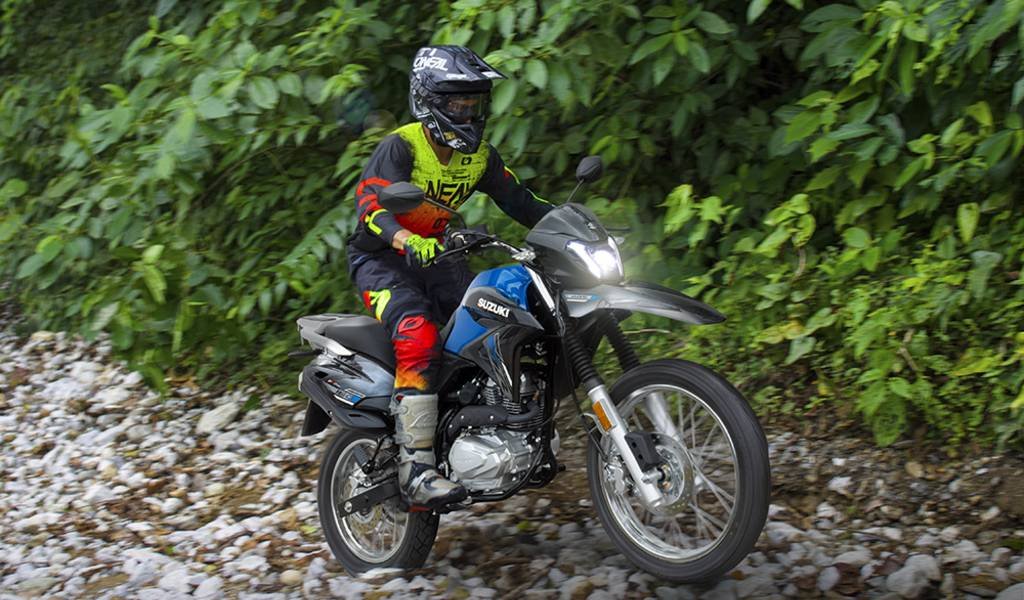 nueva suzuki dr160x en accion offroad Inicio 20 Esta todo terreno ya está disponible en el mercado Suzuki DR160X