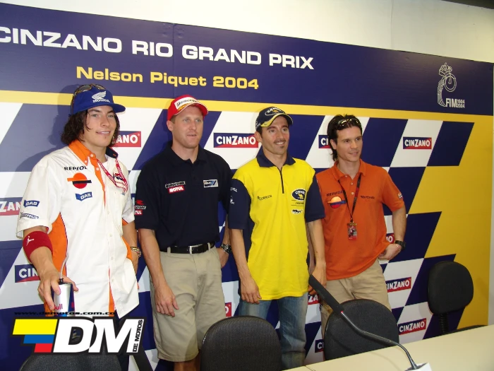 hayden porto biaggi motogp 2004 MotoGP vuelve a Brasil: así vivimos desde dentro el inolvidable Gran Premio de Río en 2004 12 Pilotos del Mundial de velocidad 2004