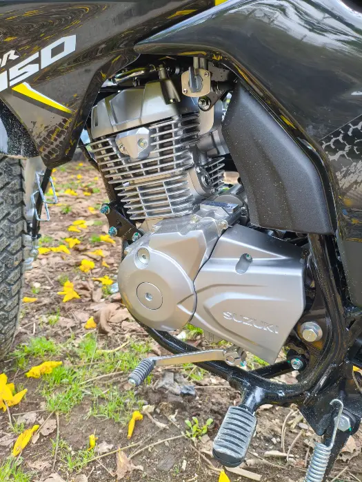 motor de la suzuki dr 150 abs carburada Prueba Suzuki DR150 ABS Carburada El retorno de la reina 3 Motor de la Suzuki DR150 ABS carburada