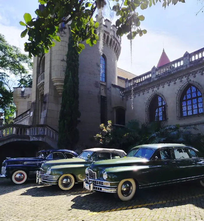 museo del transporte de antioquia celebracion Museo del Transporte de Antioquia: 30 años de historia sobre ruedas, vive la experiencia 3 El Museo del Transporte de Antioquia, autos clásicos
