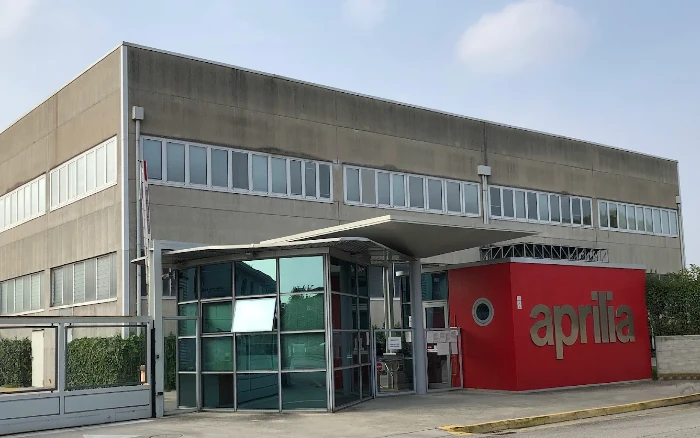 factoria arpilia en noale Aprilia: la evolución tecnológica italiana que hoy desafía a los gigantes de MotoGP 1 Fabrica Aprilia en Noale