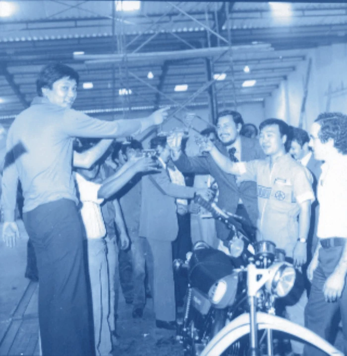 historia incolmotos yamaha primera moto linea ensamble Los orígenes de Yamaha en Colombia: la historia de una idea rechazada siete veces 2 Primera moto que sale de la línea de ensamble de Yamaha en Colombia
