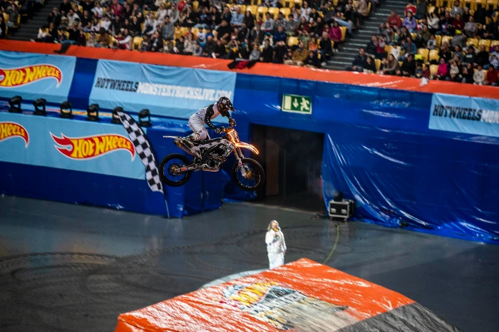 motociclismo estadio Guía completa para asistir a los principales eventos de motociclismo en el mundo siendo colombiano 2 Eventos de Motociclismo indoor