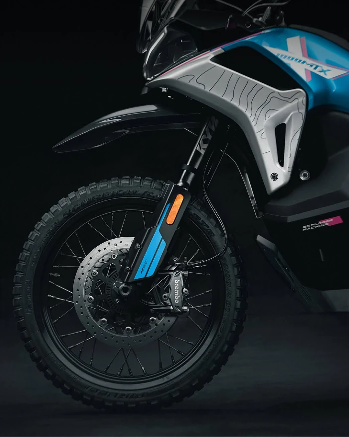 cfmoto 800mtx con frenos brembo CFMOTO y BREMBO sellan una alianza estratégica para sus motocicletas de alta cilindrada 1 CFMOTO y BREMBO alianza entre ambas marcas