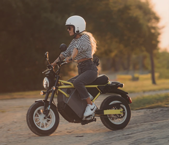 s4 honcho street accion LiveWire S4 Honcho: la marca inicia la producción de sus nuevas motos eléctricas Trail y Street 5 Divertida y fácil de usar la LiveWire S4 Honcho