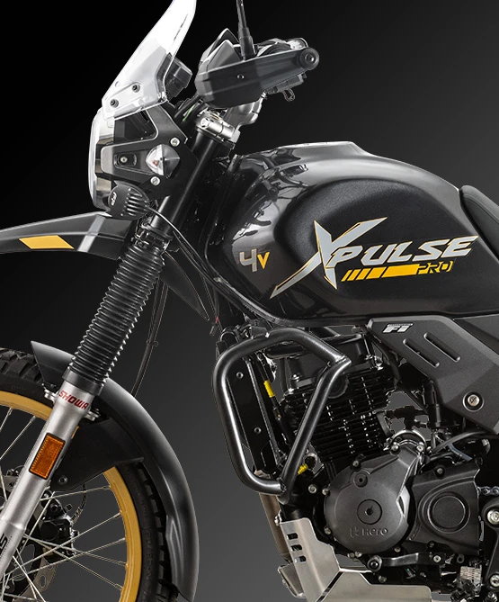 xpulse lateral Hero Xpulse 200 Pro 2.0: la aventura se fortalece con una versión más equipada para Colombia 2 Hero Xpulse 200 Pro 2.0 color negro con detalles dorados