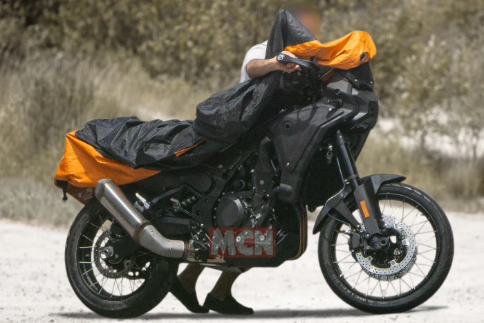 foto espia mcn nueva bmw gs BMW prepara su “anti-Ténéré”: ¿llegará una nueva GS? 2 foto espia mcn nueva bmw gs BMW prepara su “anti-Ténéré”: ¿llegará una nueva GS? La Revista De Motos