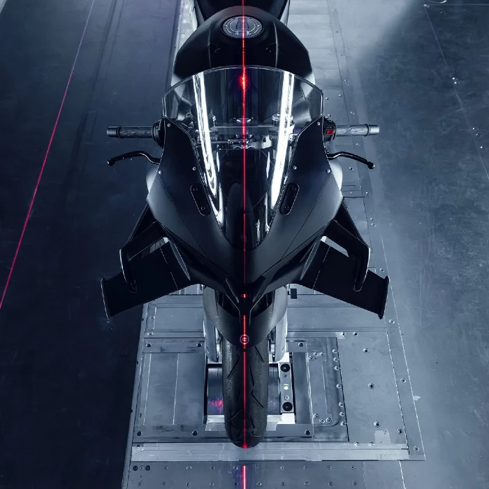 alineacion moto en tunel de viento CFMOTO y Pininfarina: el secreto italiano detrás de la aerodinámica de sus motos 5 Alineacion moto en tunel de viento