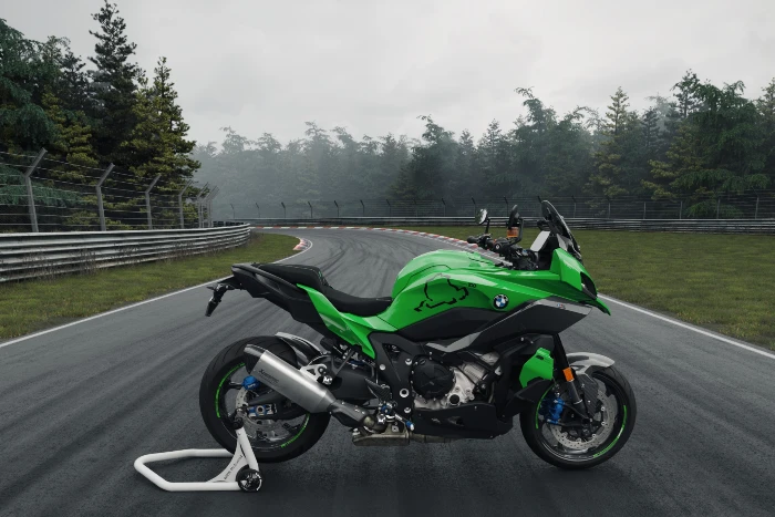 aniversario 100 nurburgring BMW Motorrad lleva el “Infierno Verde” a sus motos M: por los 100 años de Nürburgring 1 Edición del centenario de Nurburgring
