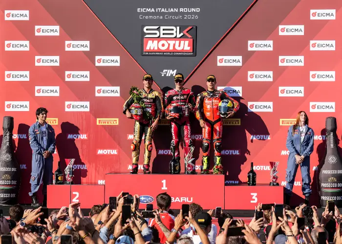triplete de iker lecuona en cremona Nicolo Bulega campeón mundial de Superbike 2026 con Ducati en Cremona 3 Tres podios para Lecuona y la pole en Cremona