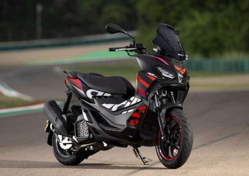 Aprilia SR-GT Réplica