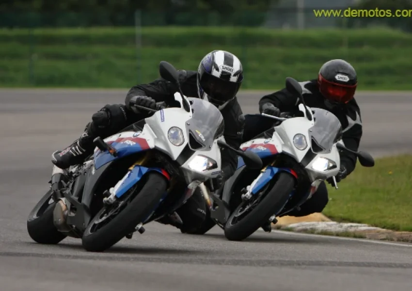 BMW S1000RR - prueba de manejo