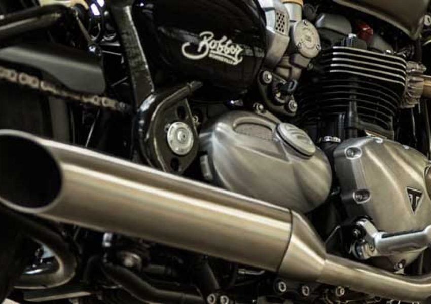 Bonneville-bobber-P
