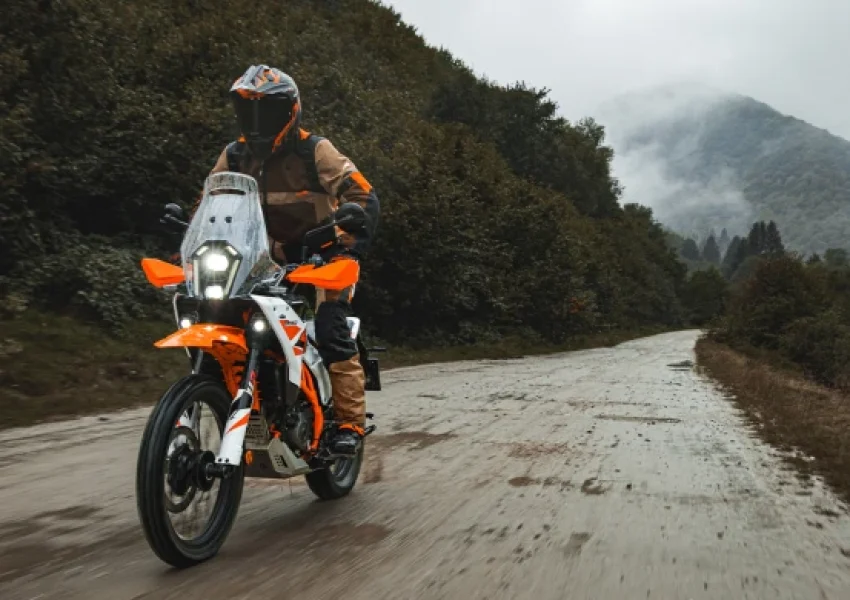 390 Adventure R