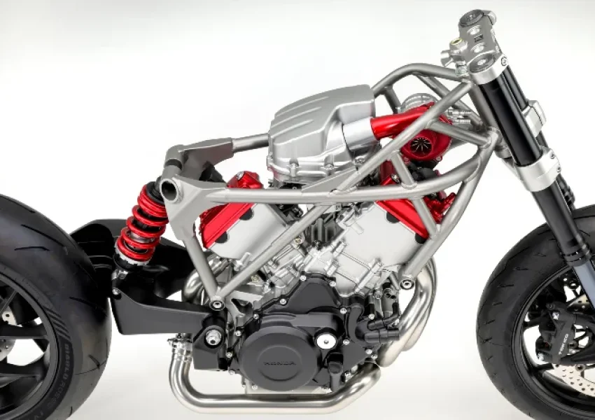 Motor V3 con compresor eléctrico Honda EICMA 2024