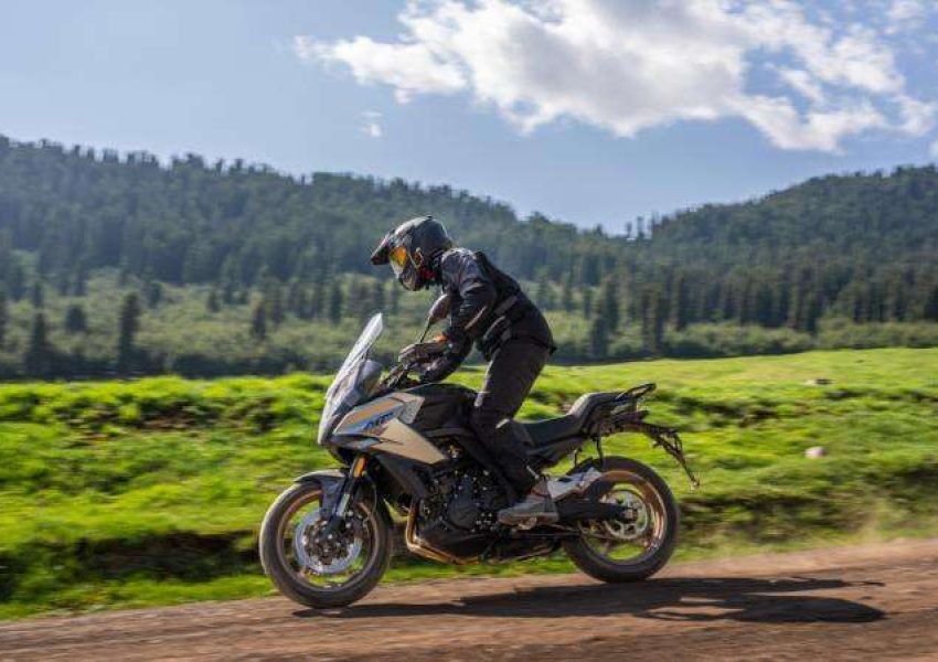 Nueva CFMoto 700 MT