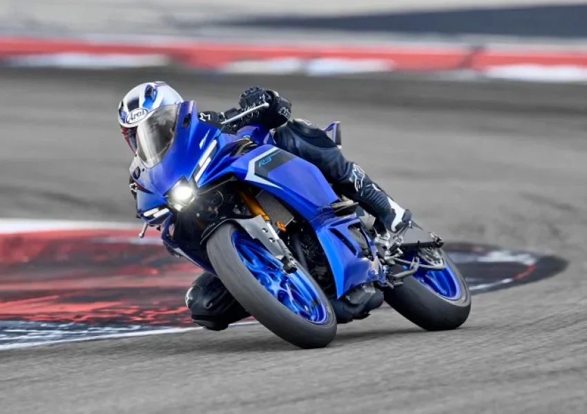 Nueva Yamaha R3 2025 Deportividad pura