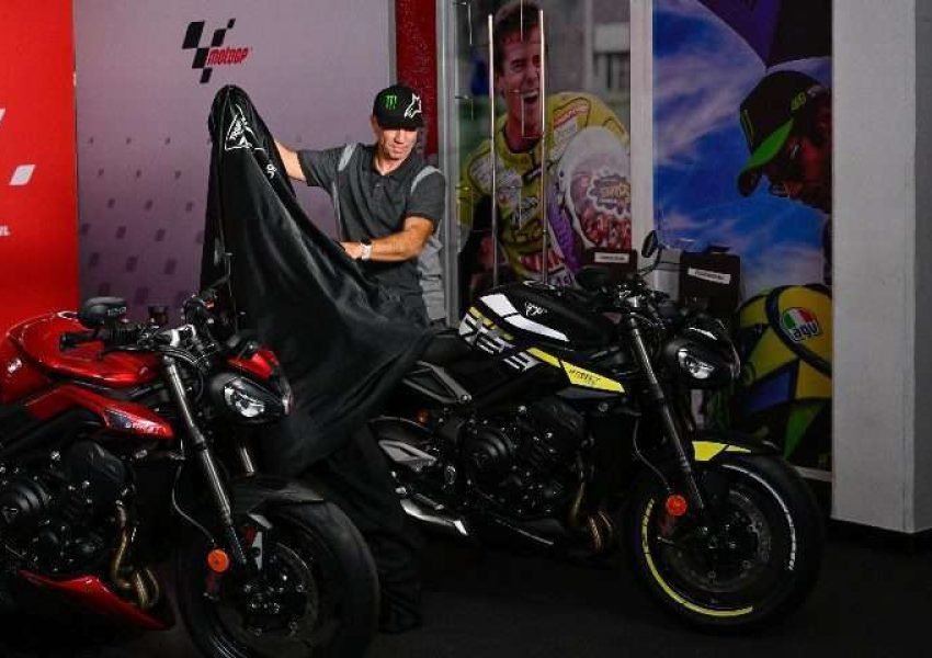 Esta es la versión R de la Street Triple
