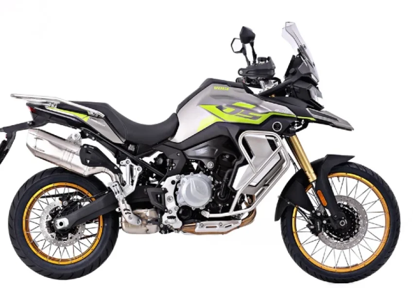 Voge 900 DSX