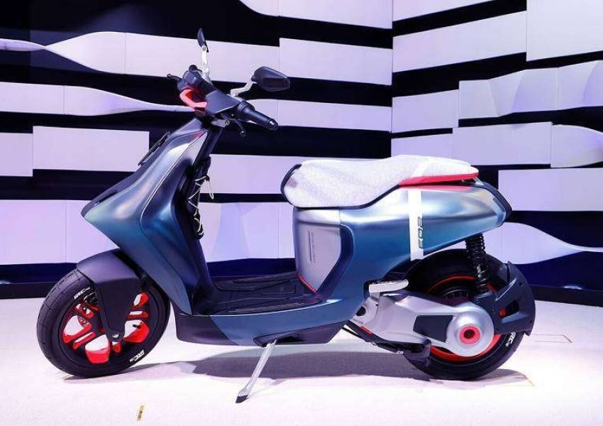 Neo's Yamaha