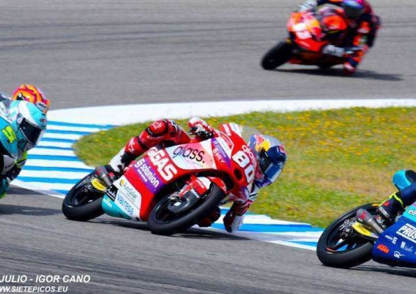 David Alonso un primer podio épico en Jerez