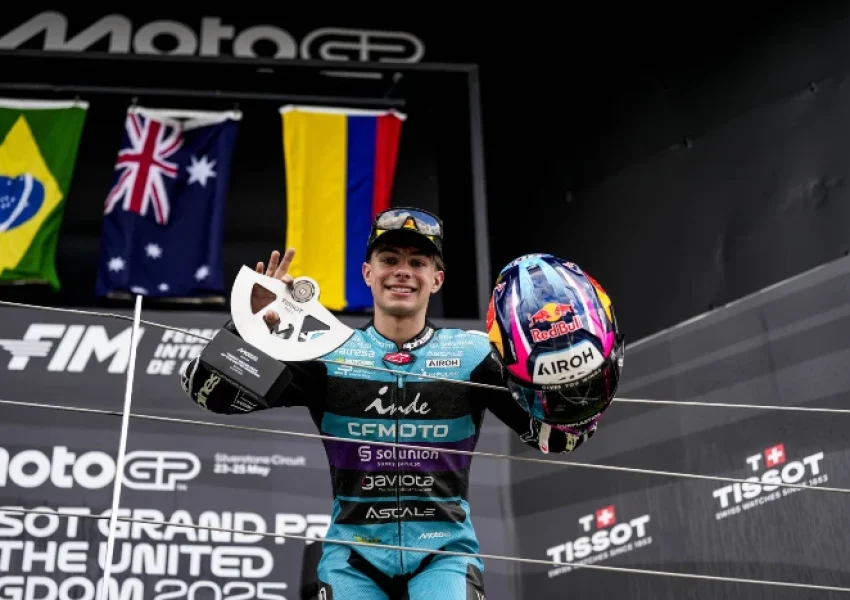 primer-podio-david-moto2-02