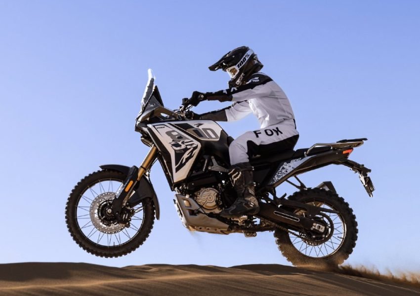 Voge DS800 Rally