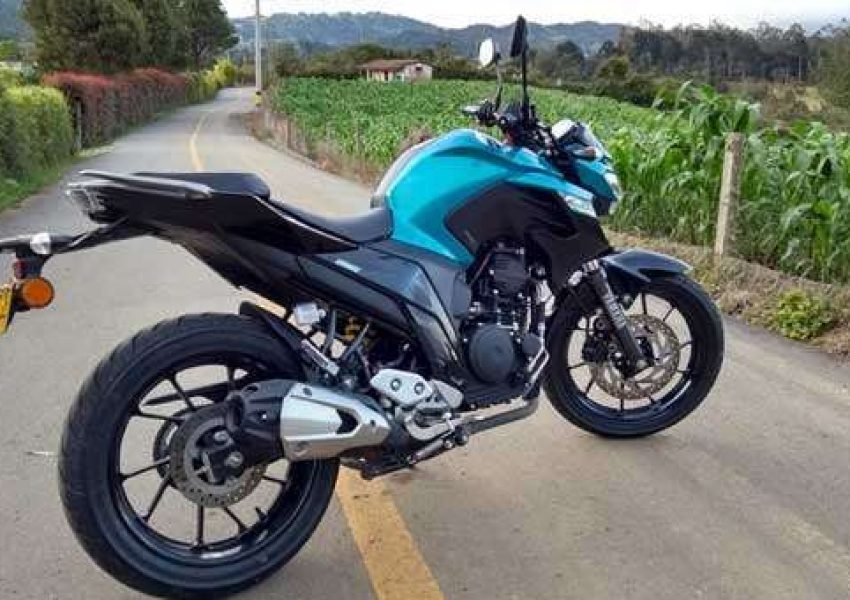 yamaha-FZ25-prueba